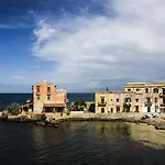 Flavilla Bed & Breakfast